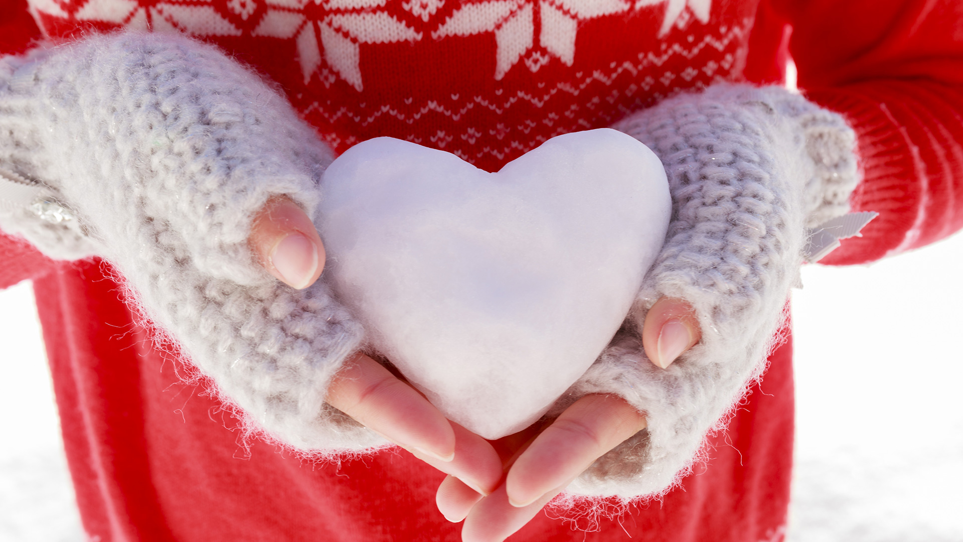 Romantik Herz im Schnee